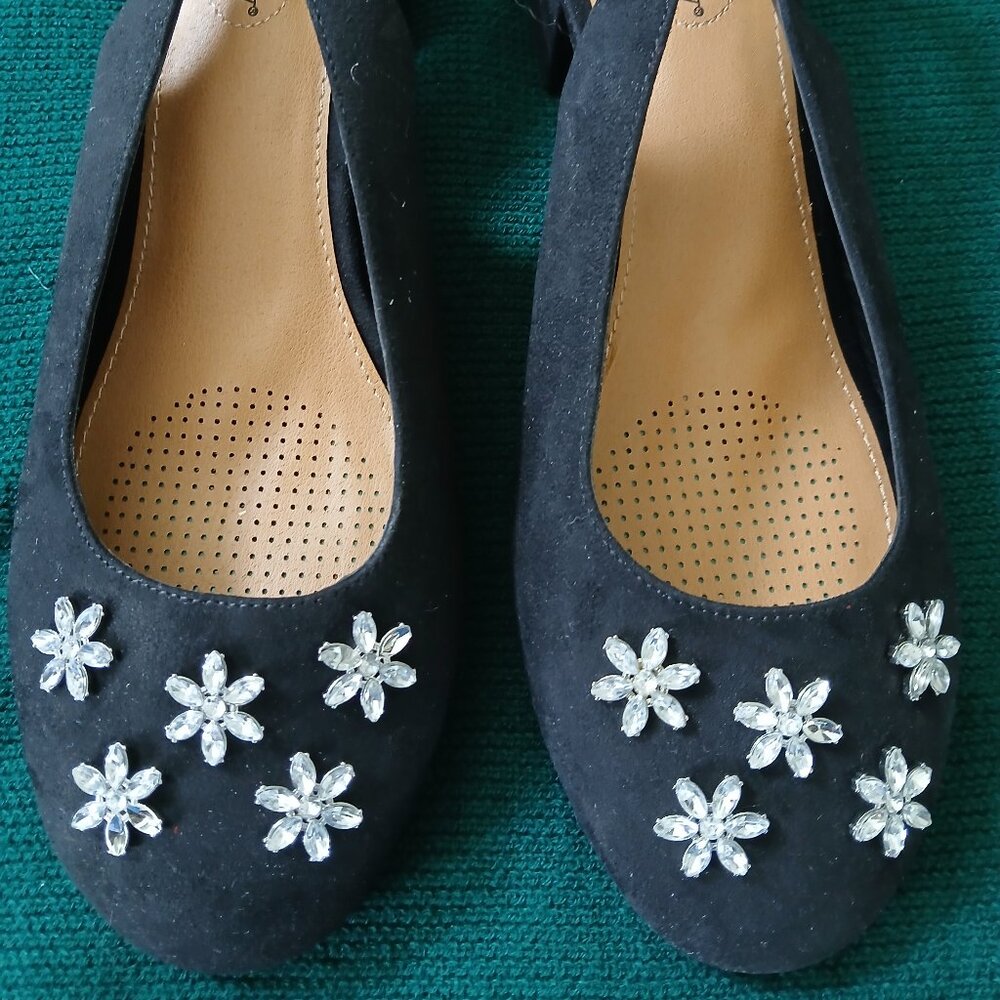 Comfortview Flower Crystal Embellished Renee Slingback in Black Suede - 11 Wide